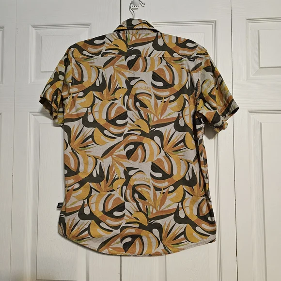 Howler Brothers Mansfield Short Sleeve Shirt - Tropical Leaf Print - Small - Picture 6 of 11